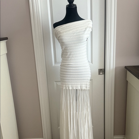 Alexis Elegant White Off-Shoulder Dress - Picture 1 of 7